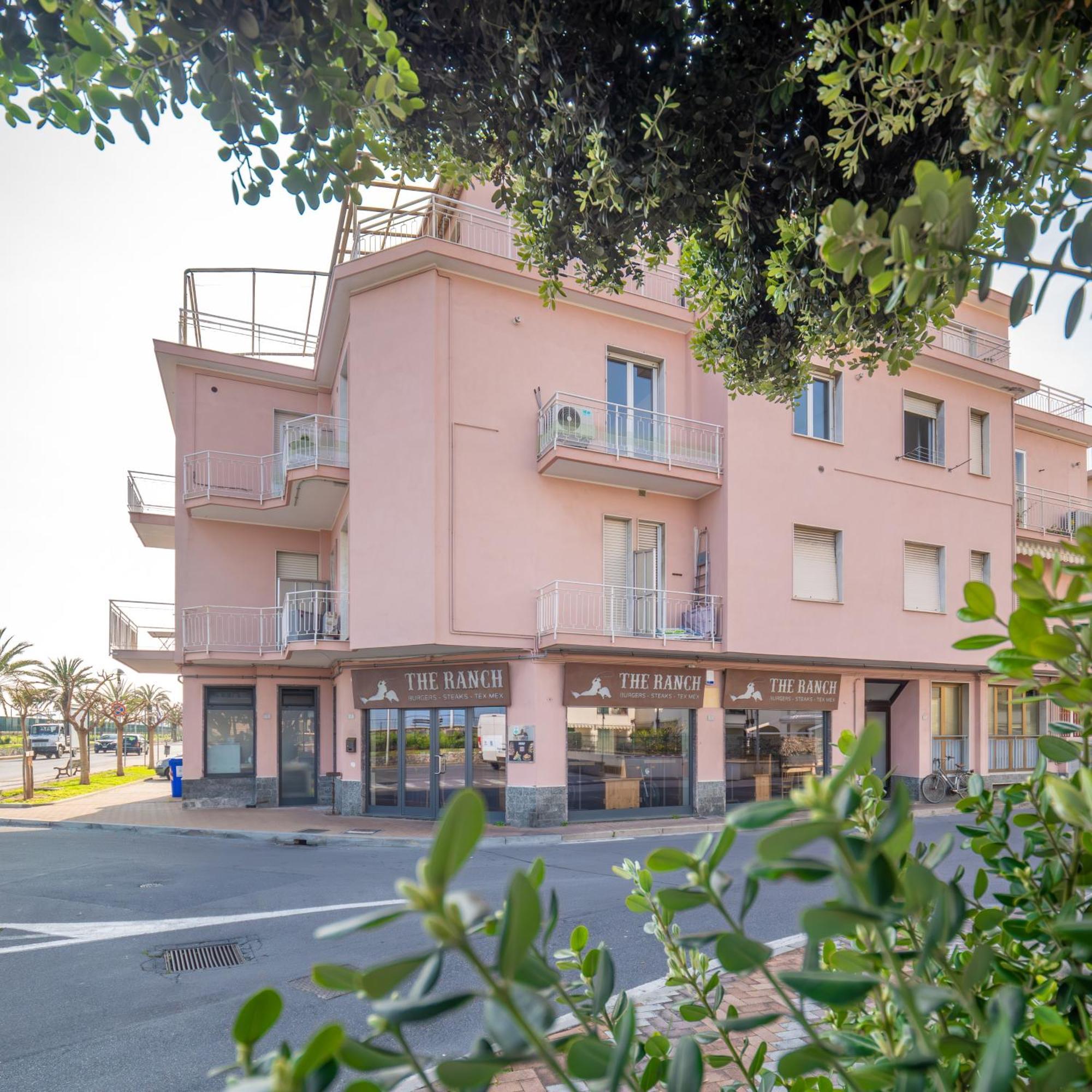 Babyaccommodation Family Panoramic Iii Pietra Ligure
