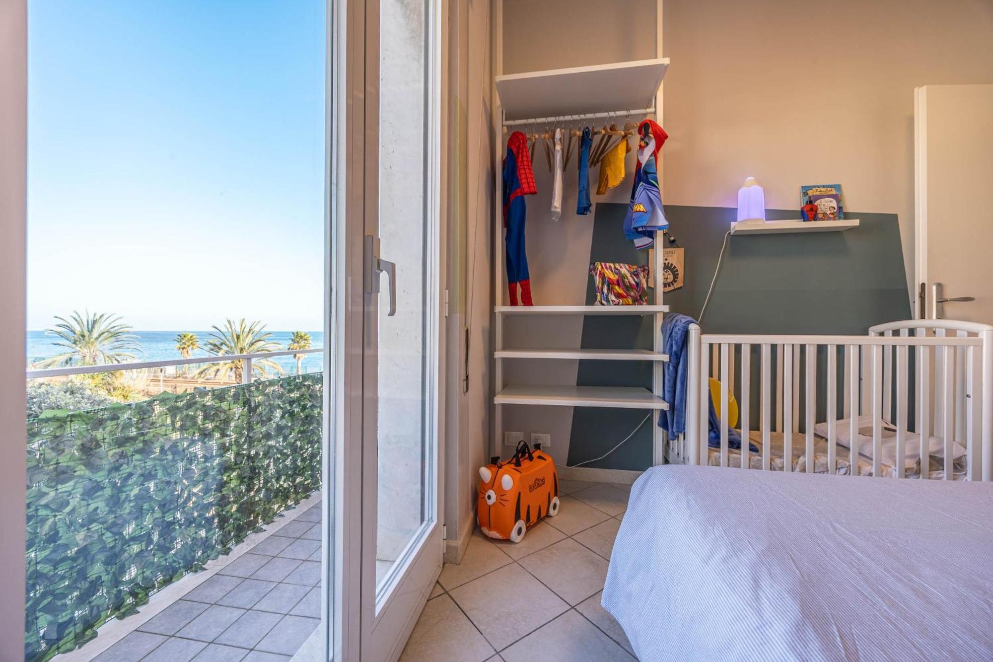 Babyaccommodation Family Panoramic Iii Pietra Ligure
