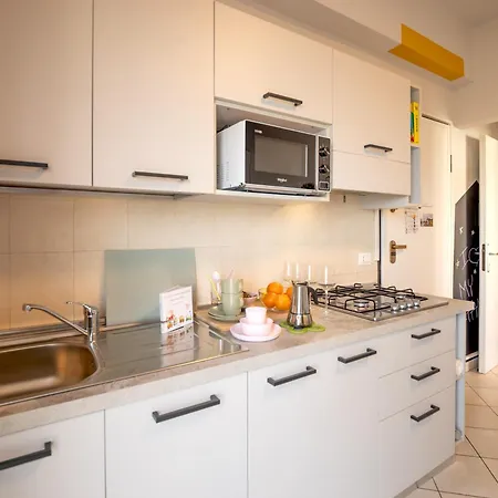Babyaccommodation Family Panoramic III Pietra Ligure Exterior photo