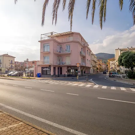 Babyaccommodation Family Panoramic III Pietra Ligure Exterior photo